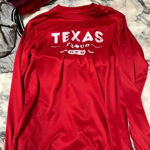 HEB worker shirt